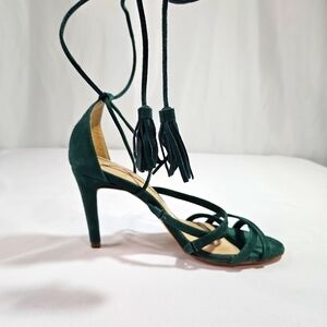 BCBGMAXAZRIA Green Suede Heels Sz 36
